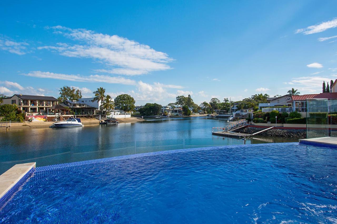 Villa Incredible Value - Perfect For Large Families Gold Coast Exterior foto
